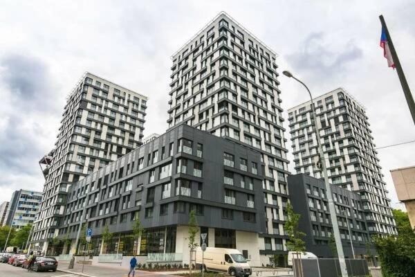 פראג Residence Garden Tower - Parking מראה חיצוני תמונה